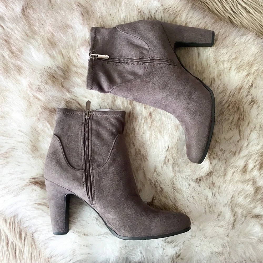 Sam Edelman Sia Suede‎ Bootie